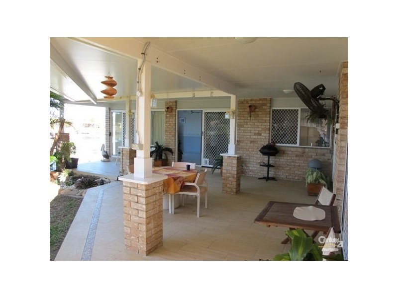 6 Eagle Court, Newport QLD 4020