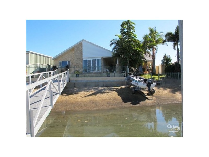 6 Eagle Court, Newport QLD 4020