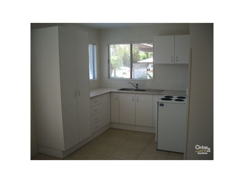 2/57 Hill Parade, Clontarf QLD 4019