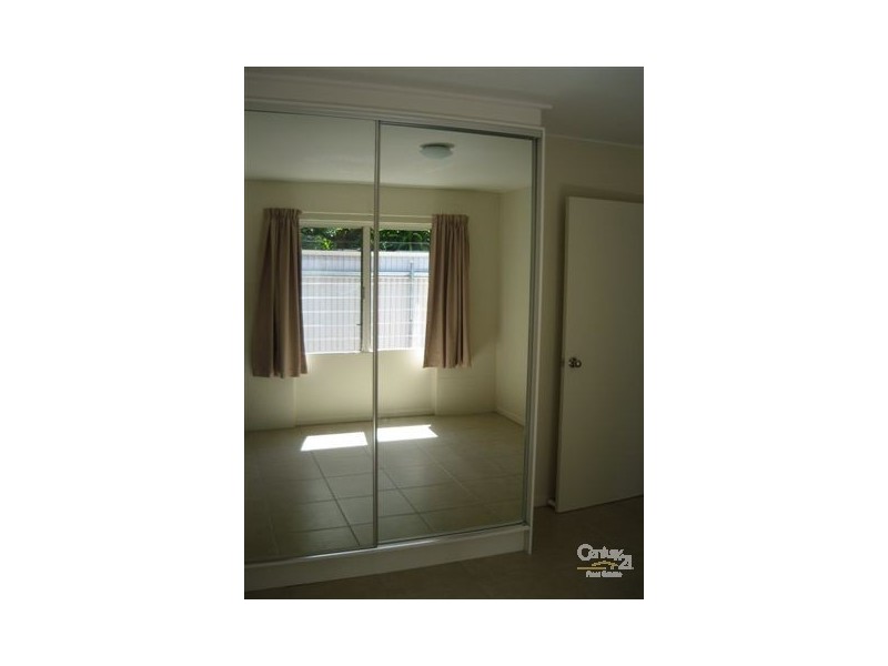 2/57 Hill Parade, Clontarf QLD 4019