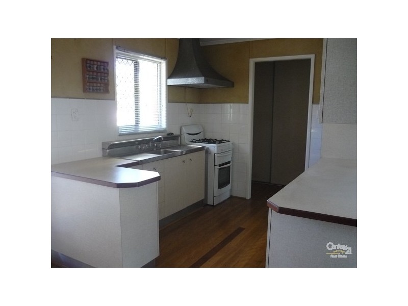 13 Houghton Street, Redcliffe QLD 4020