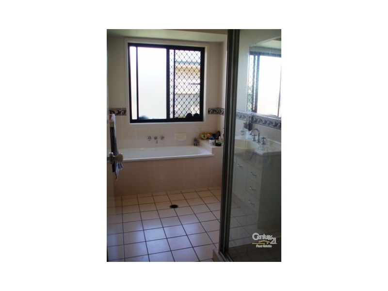 5 Otter Court, Rothwell, Rothwell QLD 4022