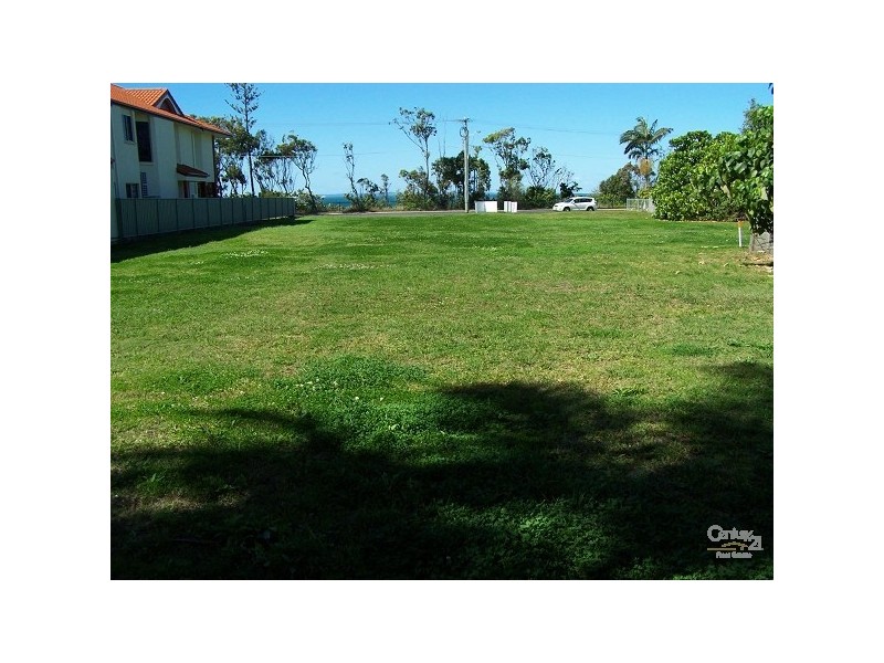 149-151 Landsborough Avenue,, Scarborough QLD 4020