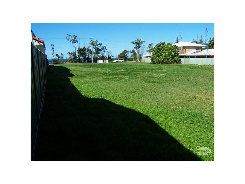 149-151 Landsborough Avenue,, Scarborough QLD 4020