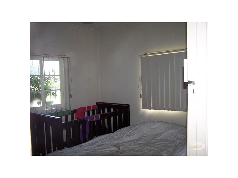 3 Gloucestor Street, Woodford QLD 4514