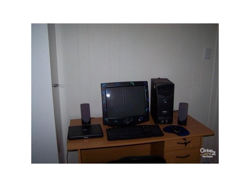 33 Row Street, Kilcoy QLD 4515