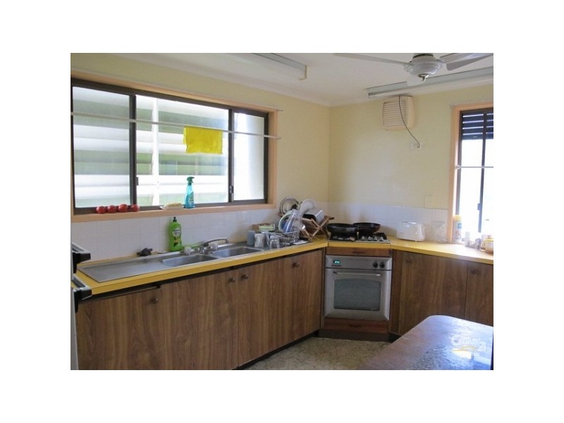 30 Tilley Street, Redcliffe QLD 4020