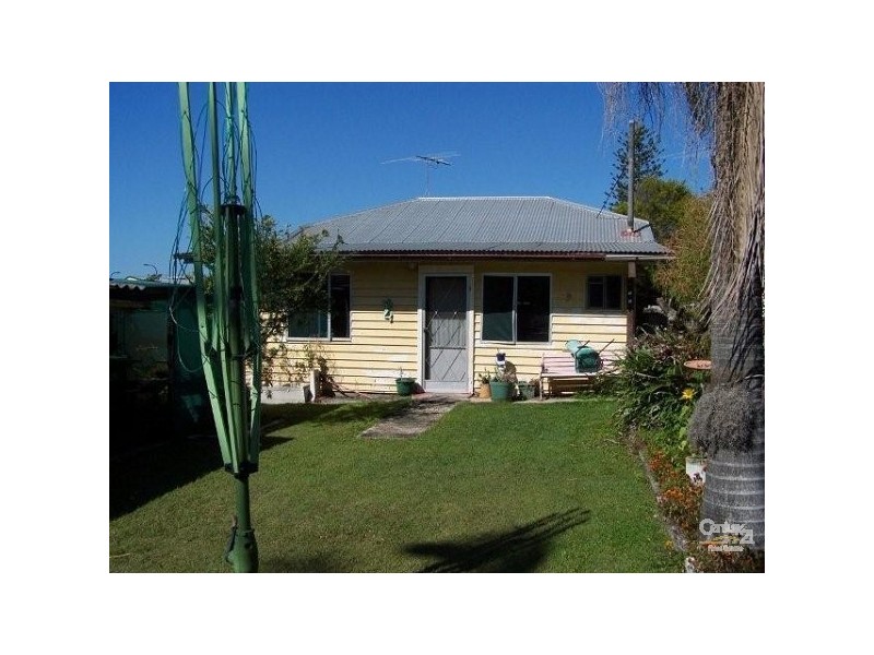 4 Chatham Street, Margate QLD 4019