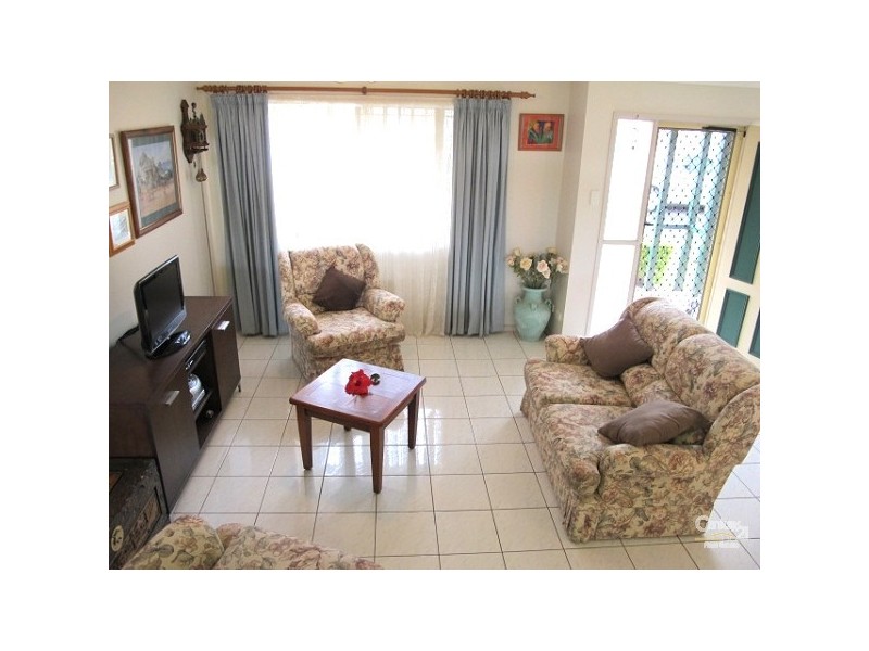 1/24 Sixteenth Avenue, Brighton QLD 4017