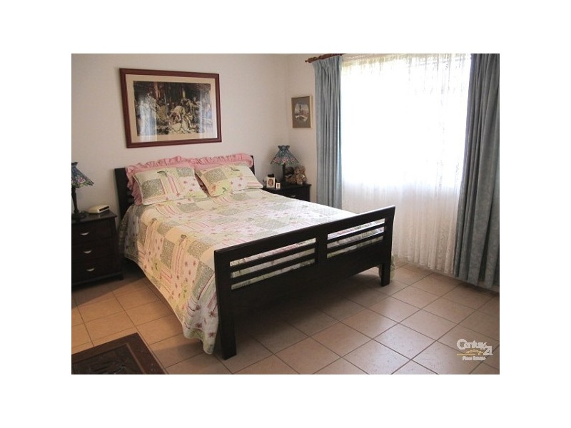 1/24 Sixteenth Avenue, Brighton QLD 4017