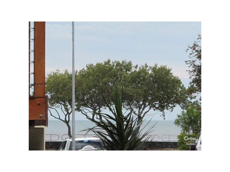 1/24 Sixteenth Avenue, Brighton QLD 4017