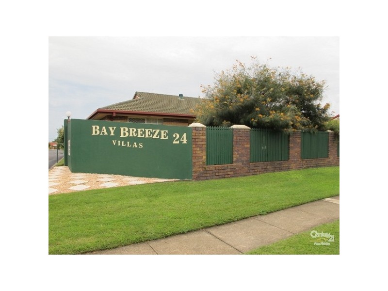 1/24 Sixteenth Avenue, Brighton QLD 4017