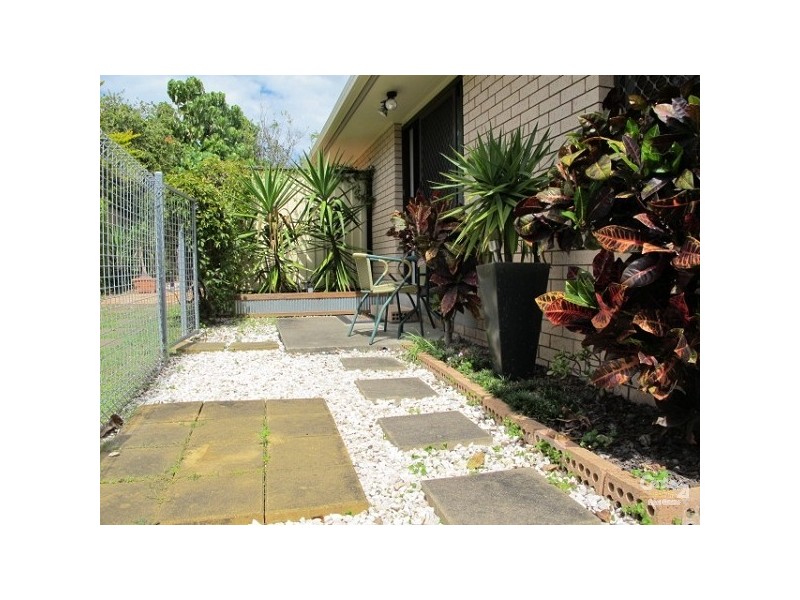 2/21 Steven Street, Redcliffe QLD 4020