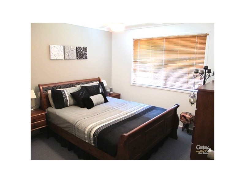 2/21 Steven Street, Redcliffe QLD 4020