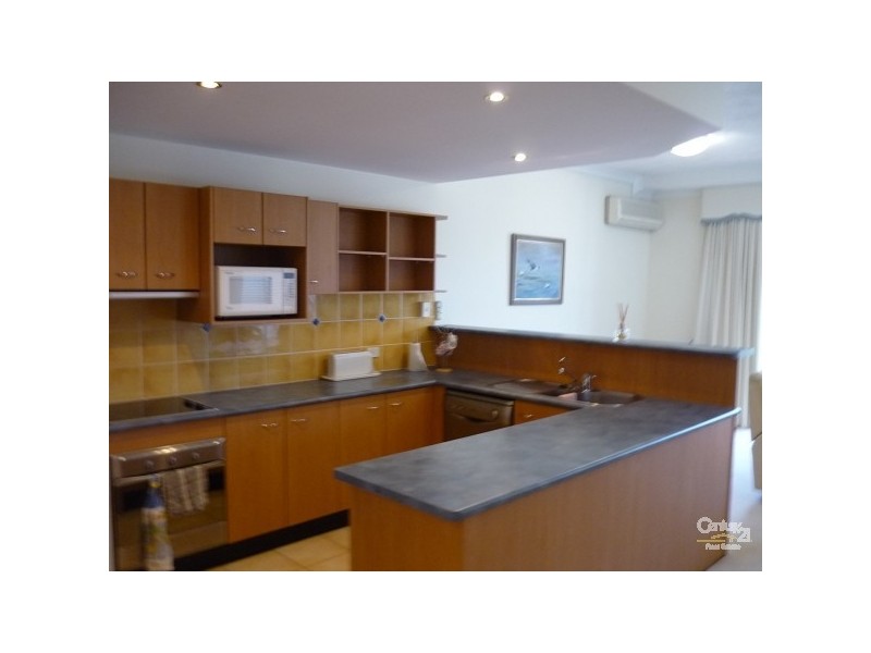 1/81 Marine Parade, Redcliffe QLD 4020