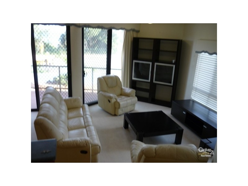 1/81 Marine Parade, Redcliffe QLD 4020