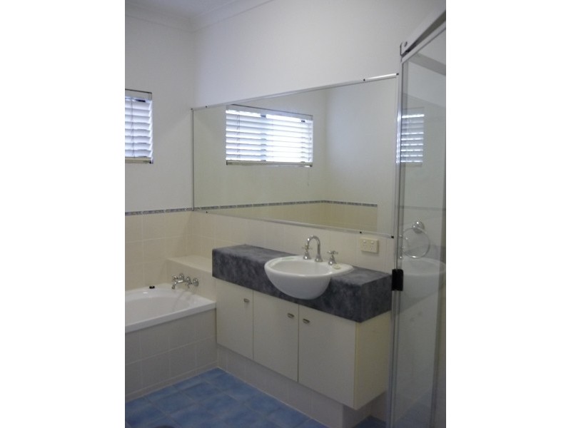 1/81 Marine Parade, Redcliffe QLD 4020