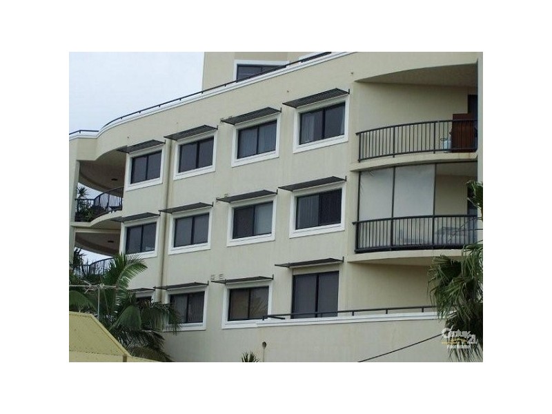 8/3 Rock Street, Scarborough QLD 4020