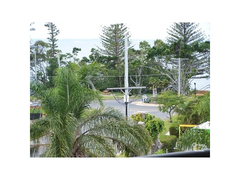 8/3 Rock Street, Scarborough QLD 4020