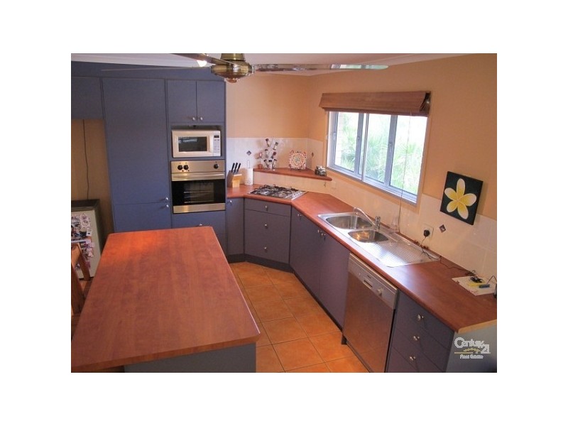 117 Klingner Road, Redcliffe QLD 4020