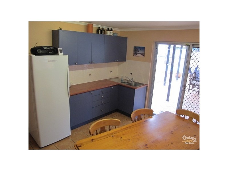 117 Klingner Road, Redcliffe QLD 4020