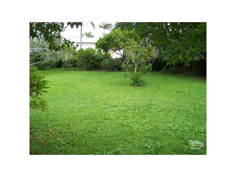 8 Ralph Street, Clontarf QLD 4019