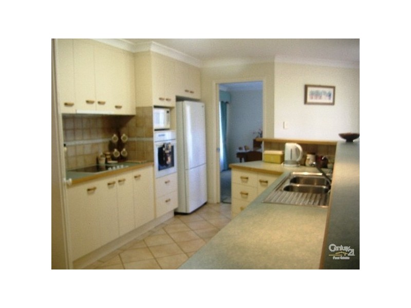 9 Parkway Street, Rothwell QLD 4022