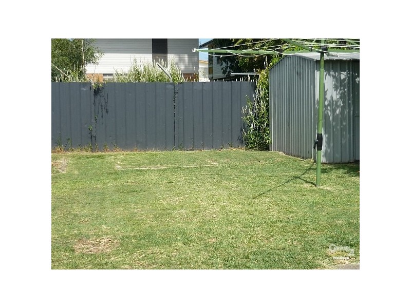 12 Ettie Street, Redcliffe QLD 4020