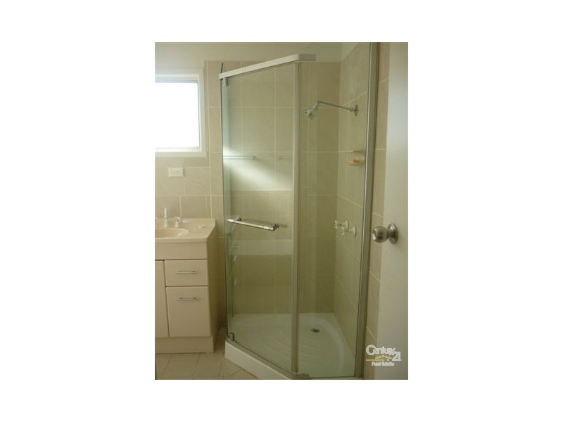 12 Ettie Street, Redcliffe QLD 4020