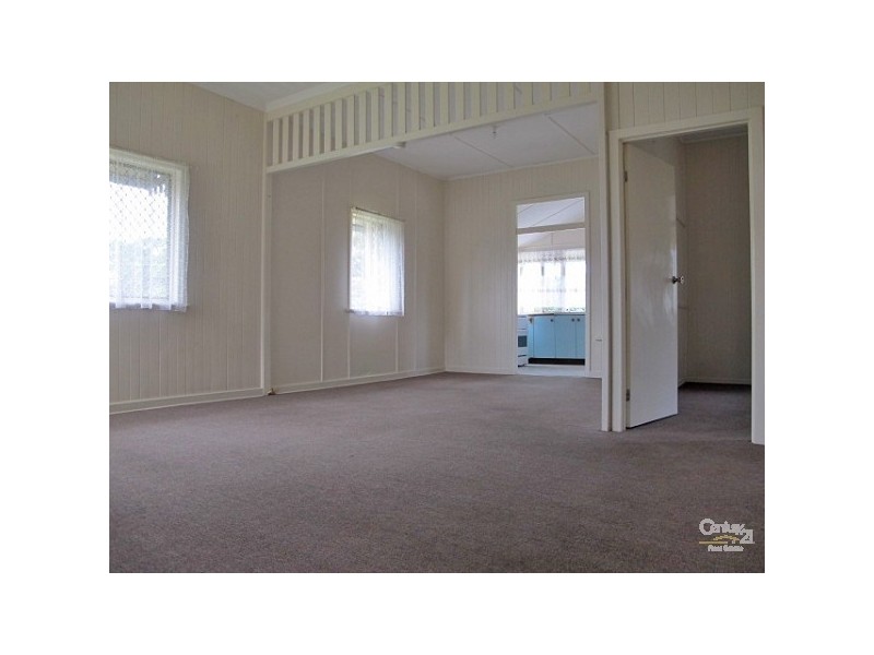 31 Marine Parade, Redcliffe QLD 4020