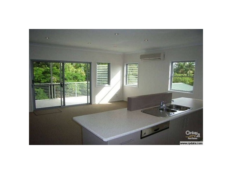 9/415 Scarborough Road, Scarborough QLD 4020