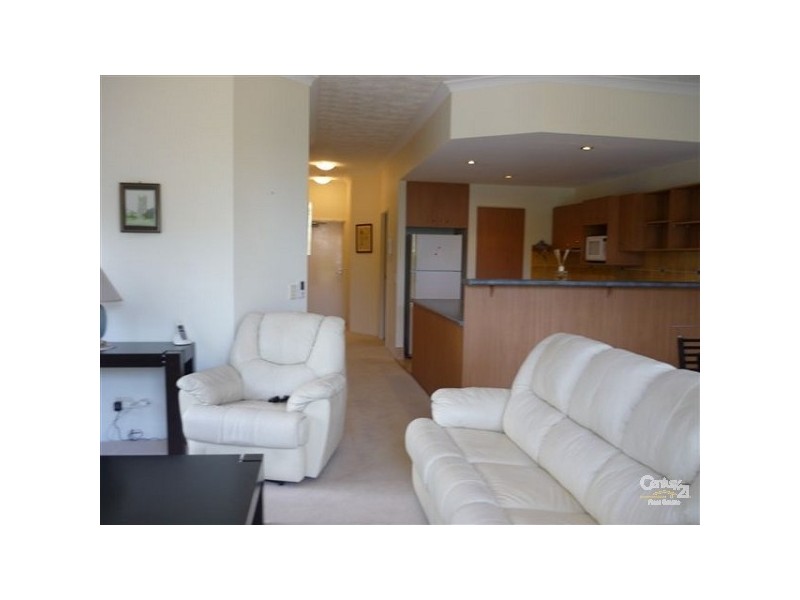 1/81 Marine Parade, Redcliffe QLD 4020