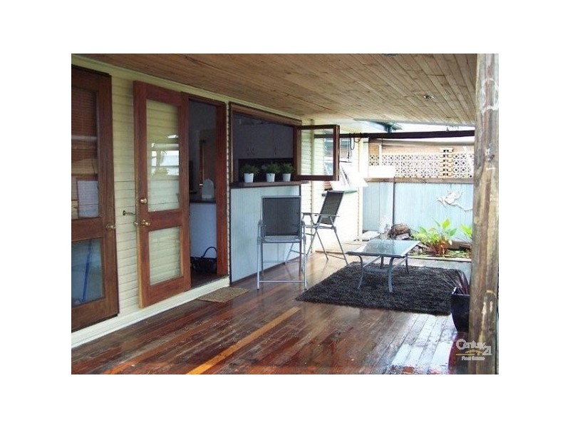 8 Beedham Street, Clontarf QLD 4019