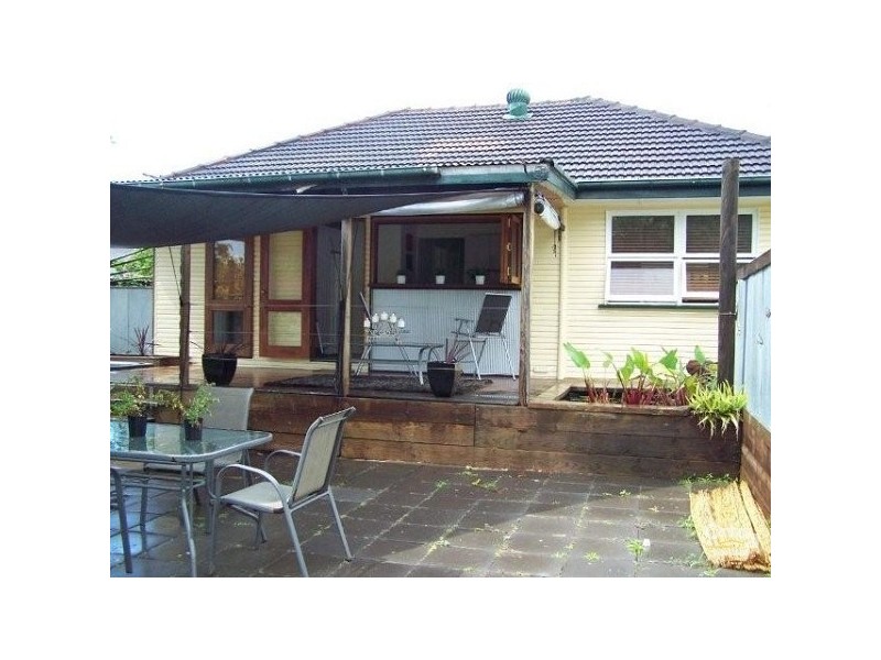 8 Beedham Street, Clontarf QLD 4019