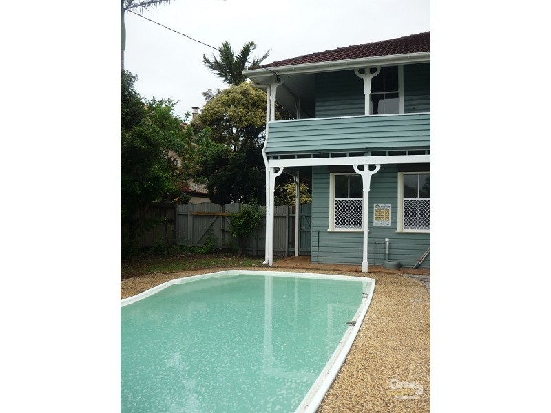 54 Prince Edward Parade, Redcliffe QLD 4020