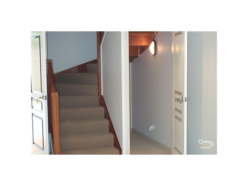 3/11 Georgina Street, Woody Point QLD 4019