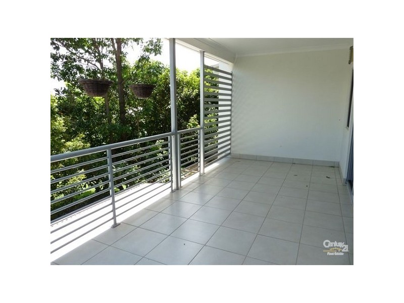 9/415 Scarborough Road, Scarborough QLD 4020