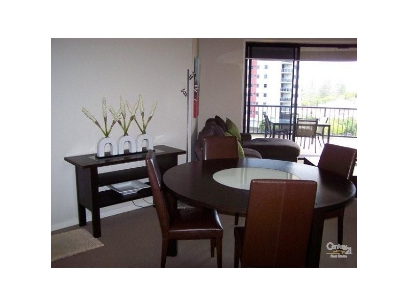 8/3 Rock Street, Scarborough QLD 4020