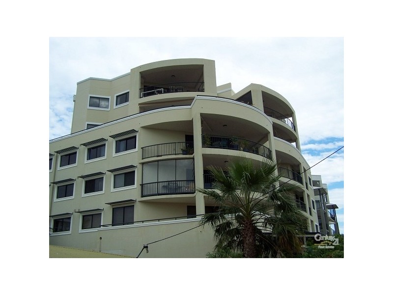 8/3 Rock Street, Scarborough QLD 4020