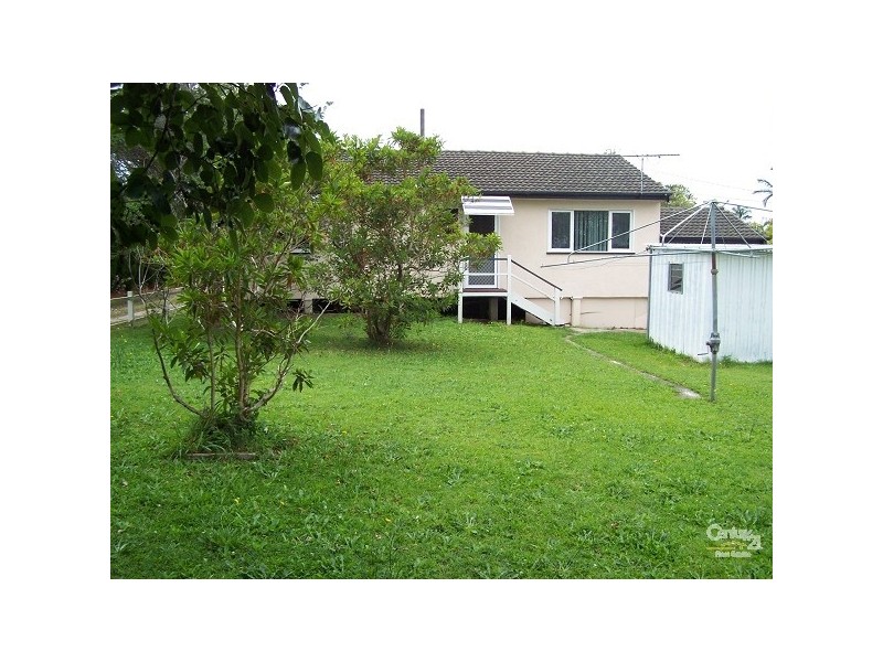 8 Ralph Street, Clontarf QLD 4019