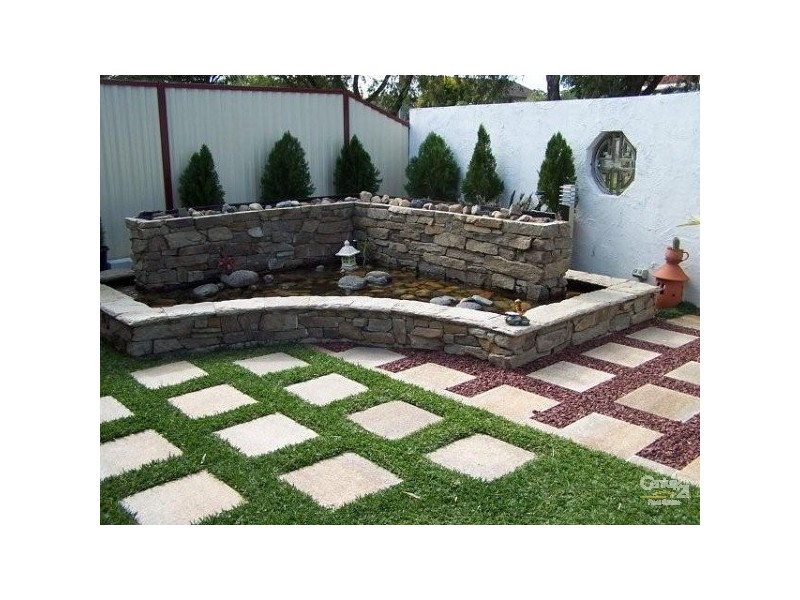 15 Canna Street, Clontarf QLD 4019