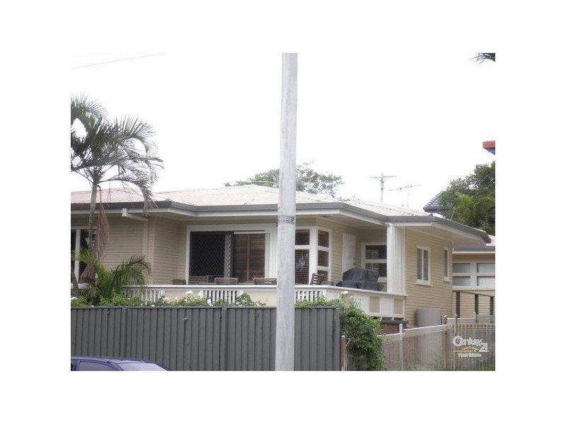 2A Arthur Street, Woody Point QLD 4019