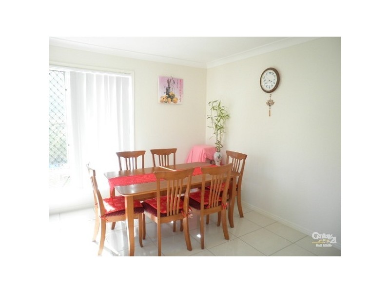 2/45 Grace Street, Scarborough QLD 4020