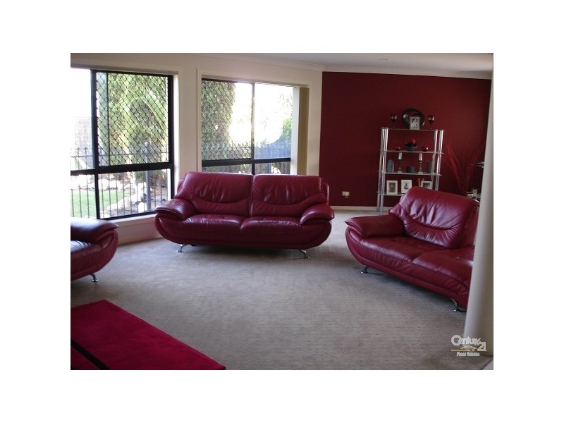 98 PHILLIP PDE, Deception Bay QLD 4508