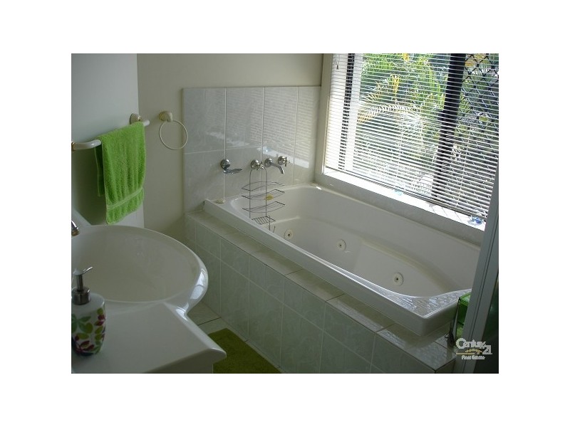 98 PHILLIP PDE, Deception Bay QLD 4508