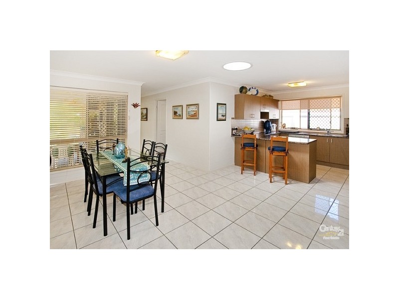 6A Amanda Street, Scarborough QLD 4020