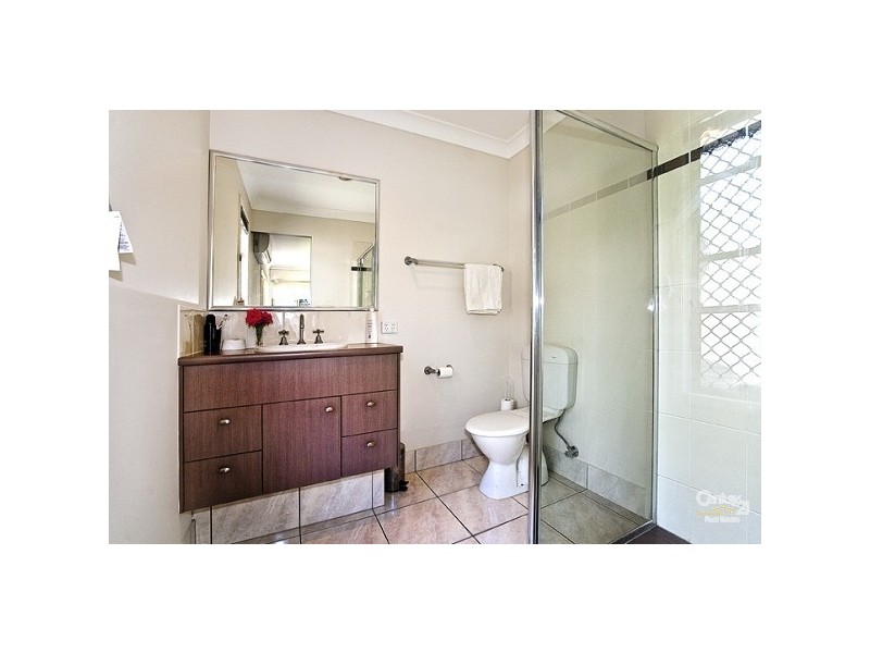 6A Amanda Street, Scarborough QLD 4020