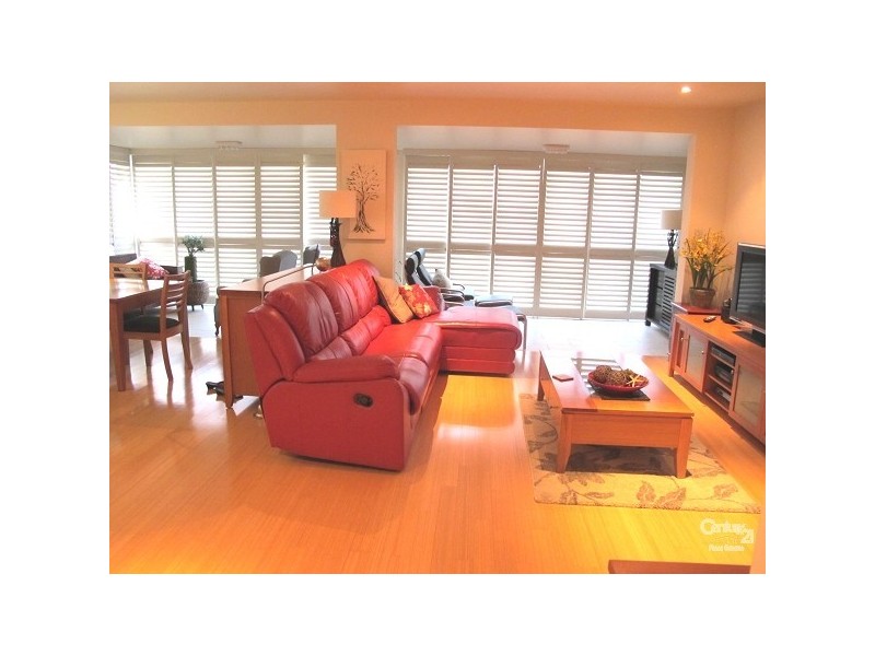 4/2 Queen Street, Scarborough QLD 4020