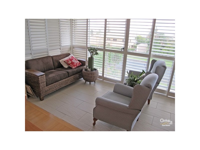 4/2 Queen Street, Scarborough QLD 4020