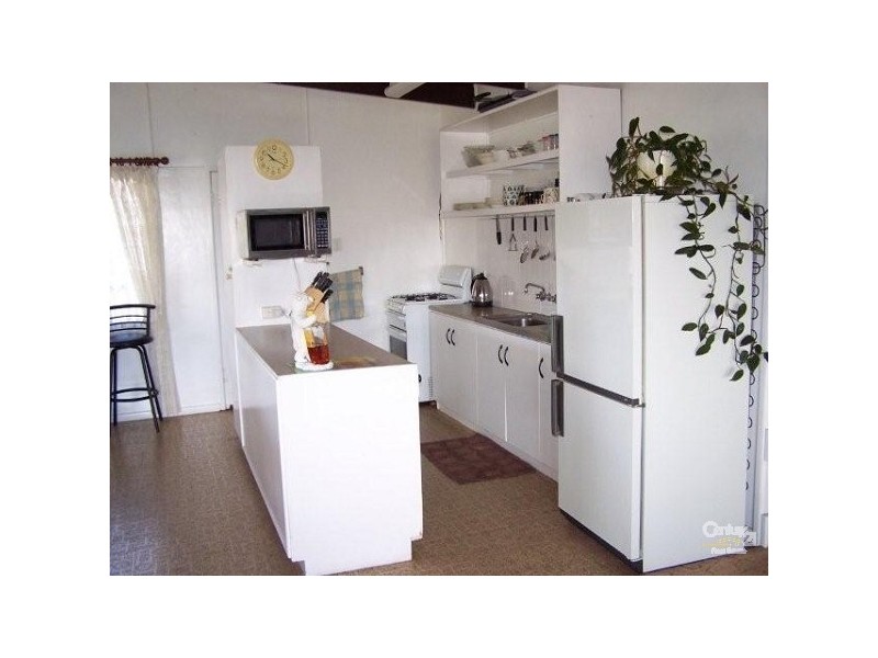 17 Beedham St, Clontarf QLD 4019